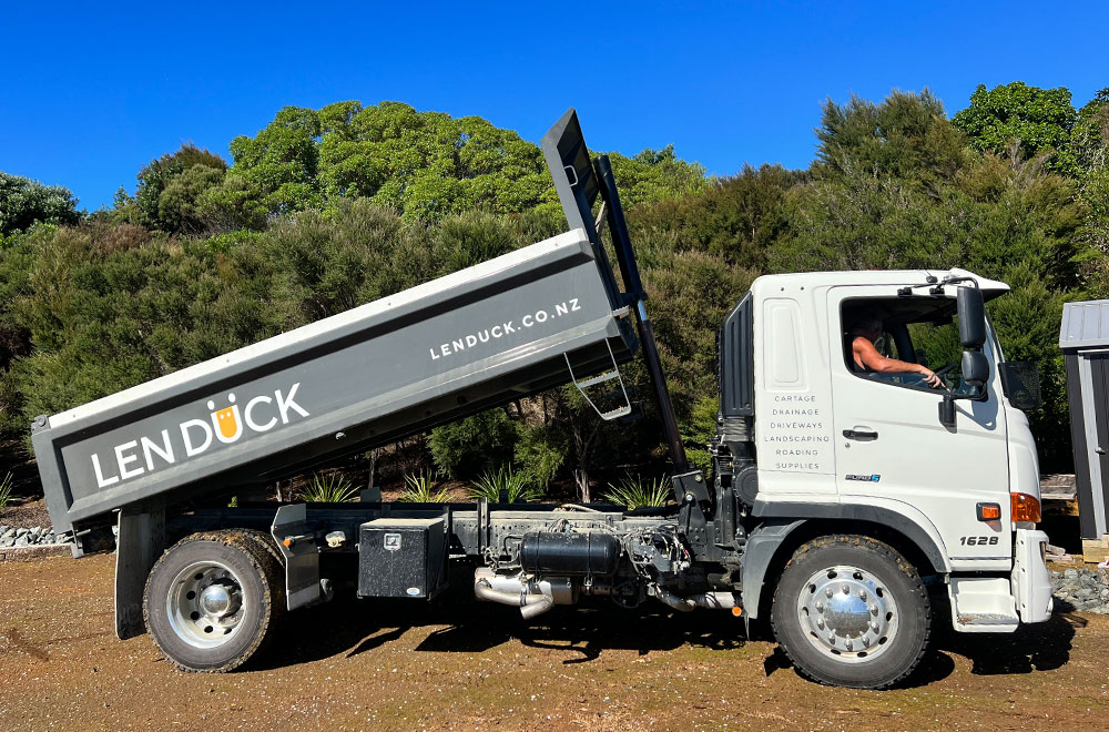 Len Duck truck